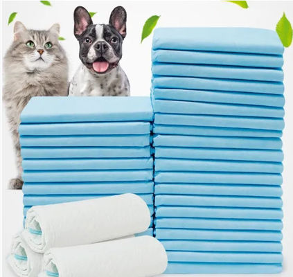 ODM 5 Katmanlı Pet Underpads 60 * 45cm Dokuma Olmayan Yüzey Köpek Tek Kullanımlık Pedler